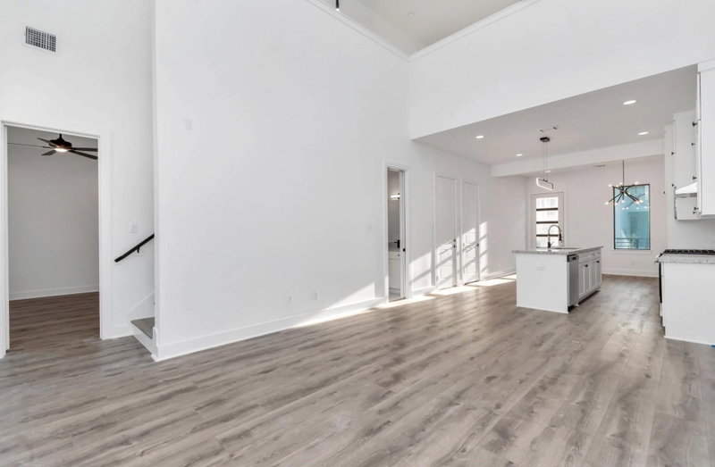 5609 Savyon Drive