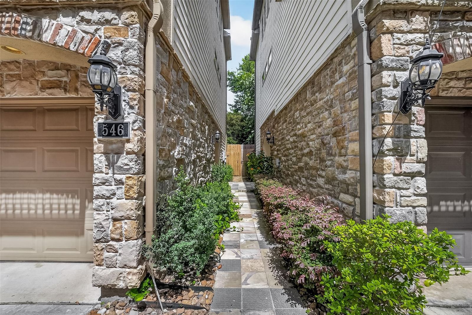 546 Bomar Street — photo 6