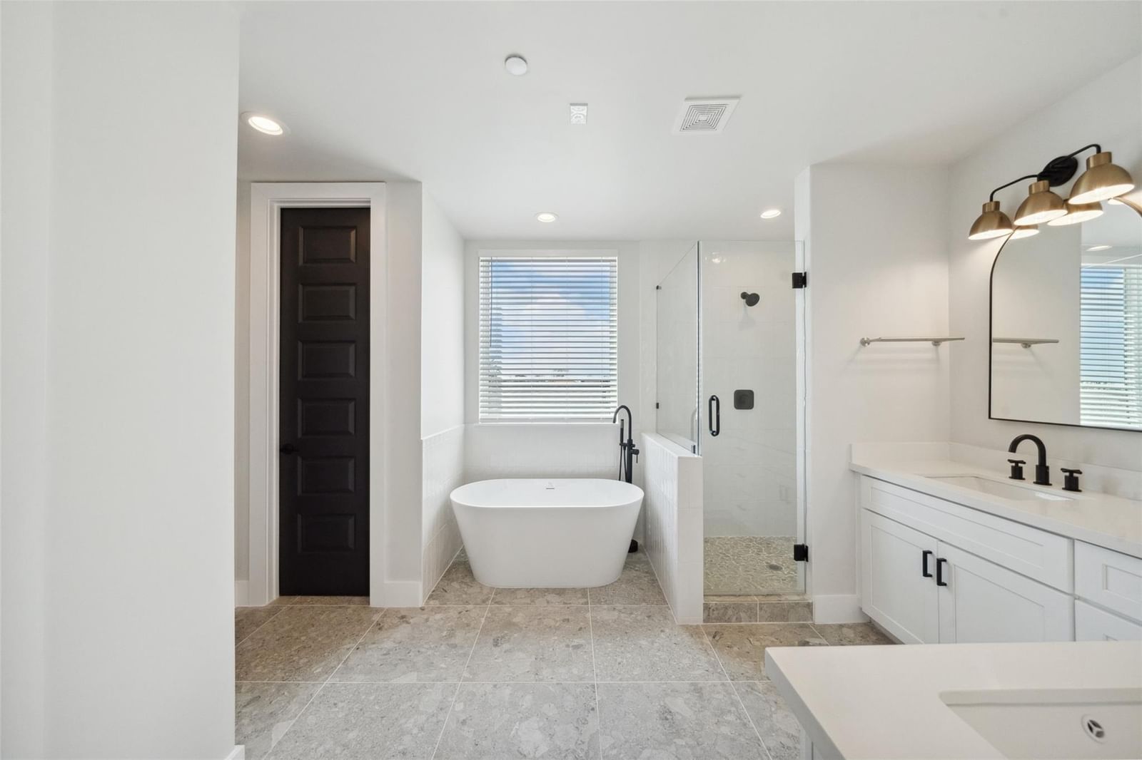 1005 Kern Street #B — photo 8