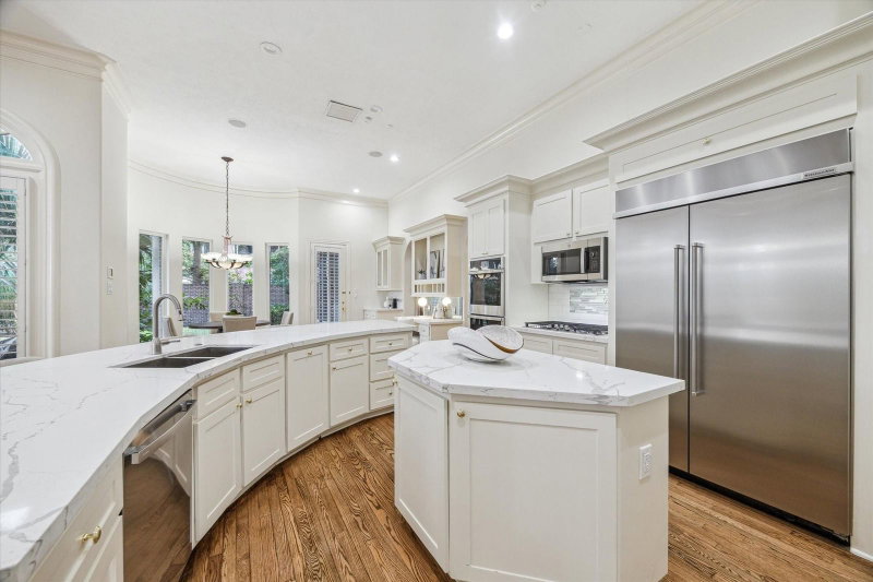 Home for sale: 38 Scotsmoor Court