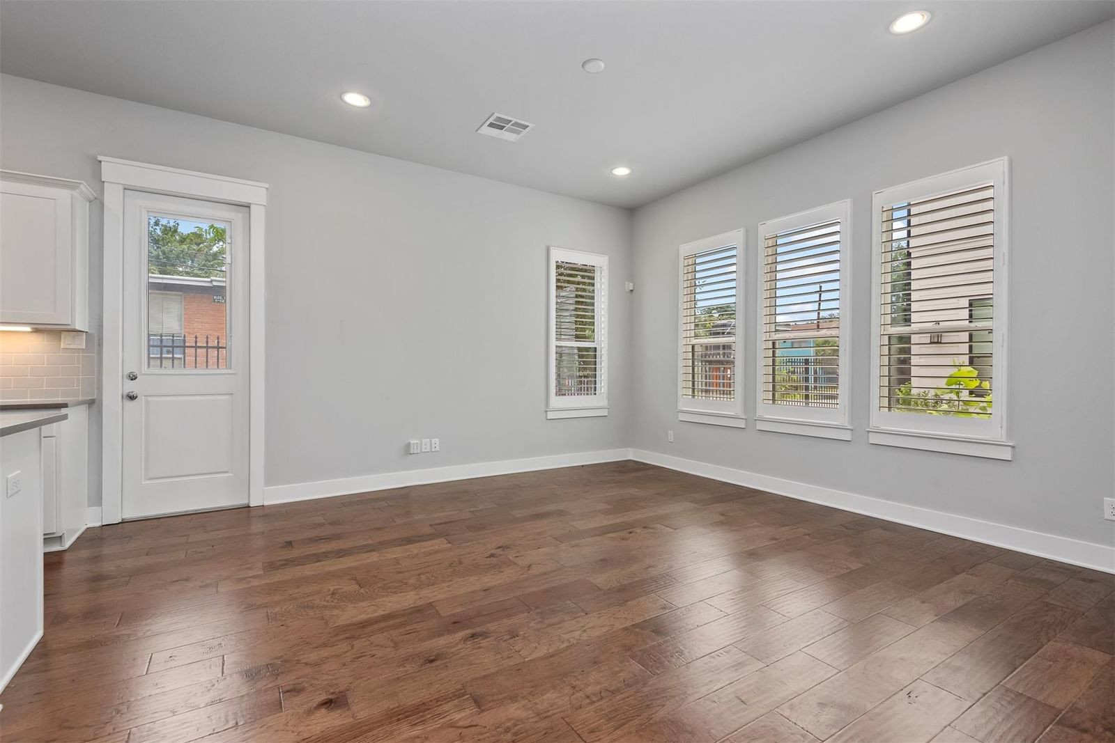 909 Oak Street #C — photo 7