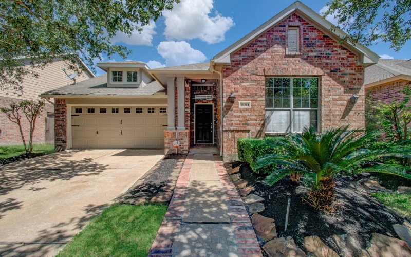 Home for sale: 18314 Elizabeth Shore Loop