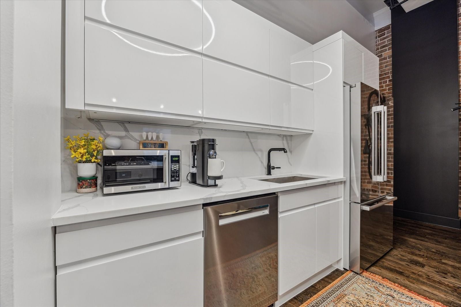 915 Franklin Street #2F — photo 9