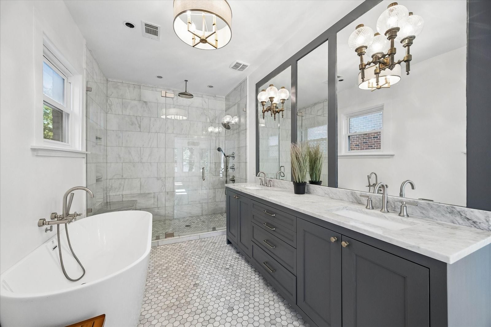 1645 Kipling Street — photo 7
