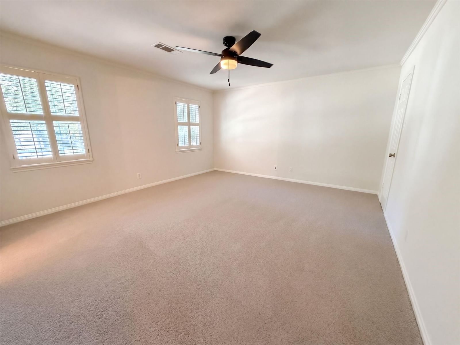 Property photo 4 of 32 for 6411 Bayonne Drive