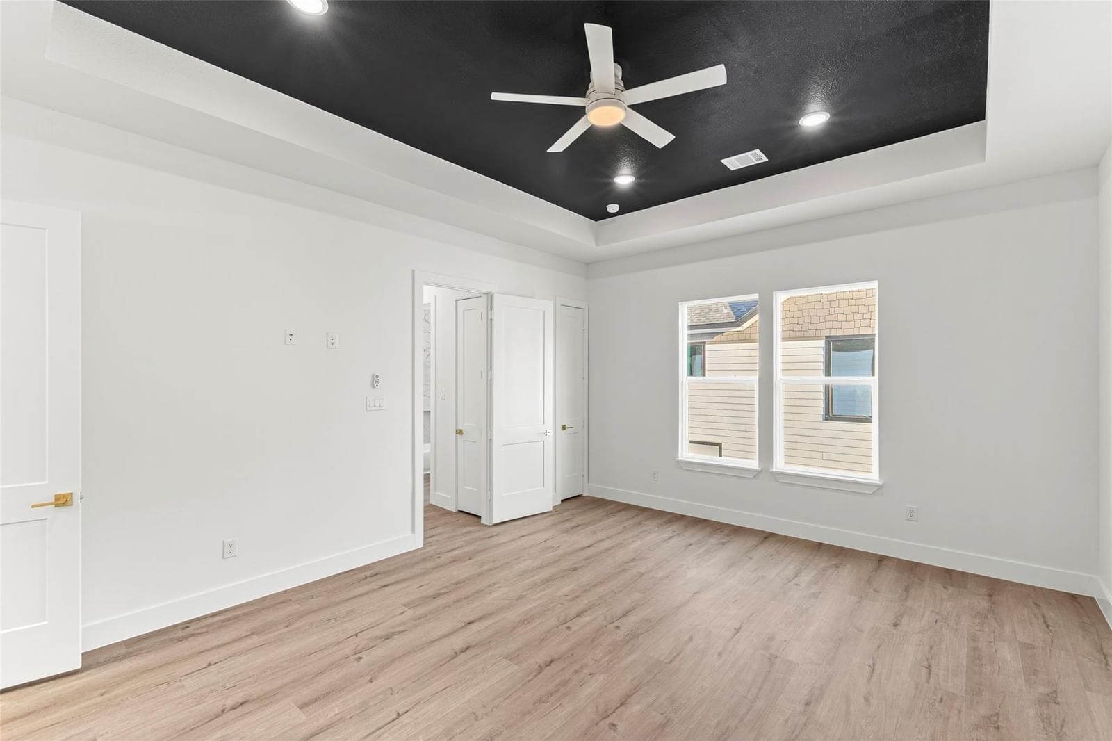7550 Dyer Street — photo 9