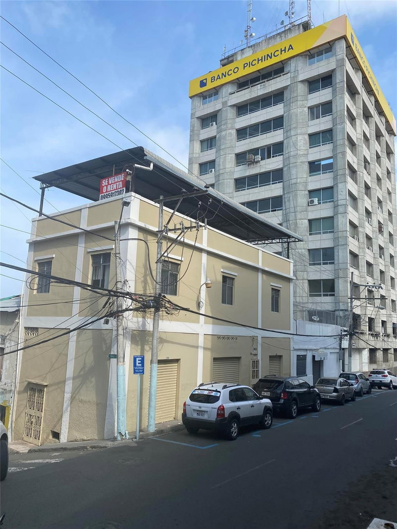 1186 Avenida 3 Y Calle 12