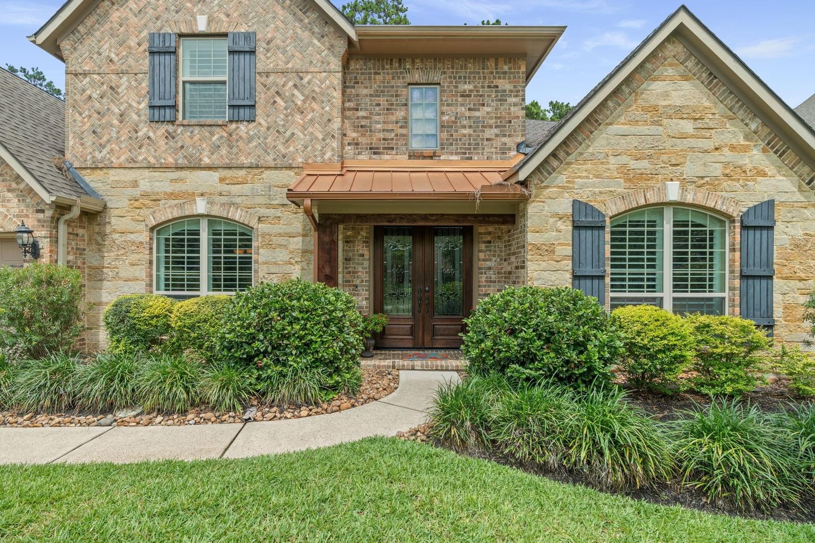 Property photo 3 of 46 for 23 Mariscal Place