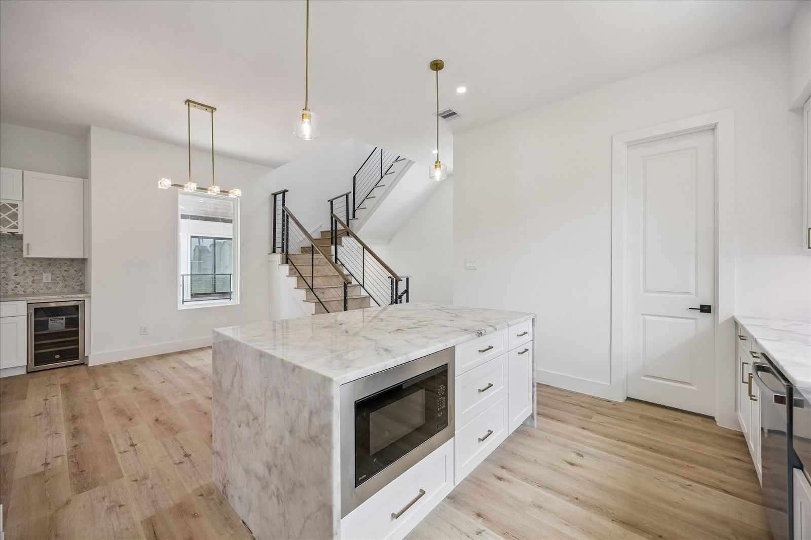 1032 W 17th Street #A — photo 8