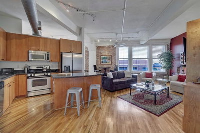 201 Main Street #5C