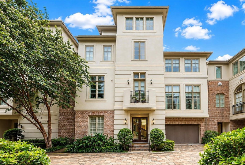 523 Lovett Boulevard