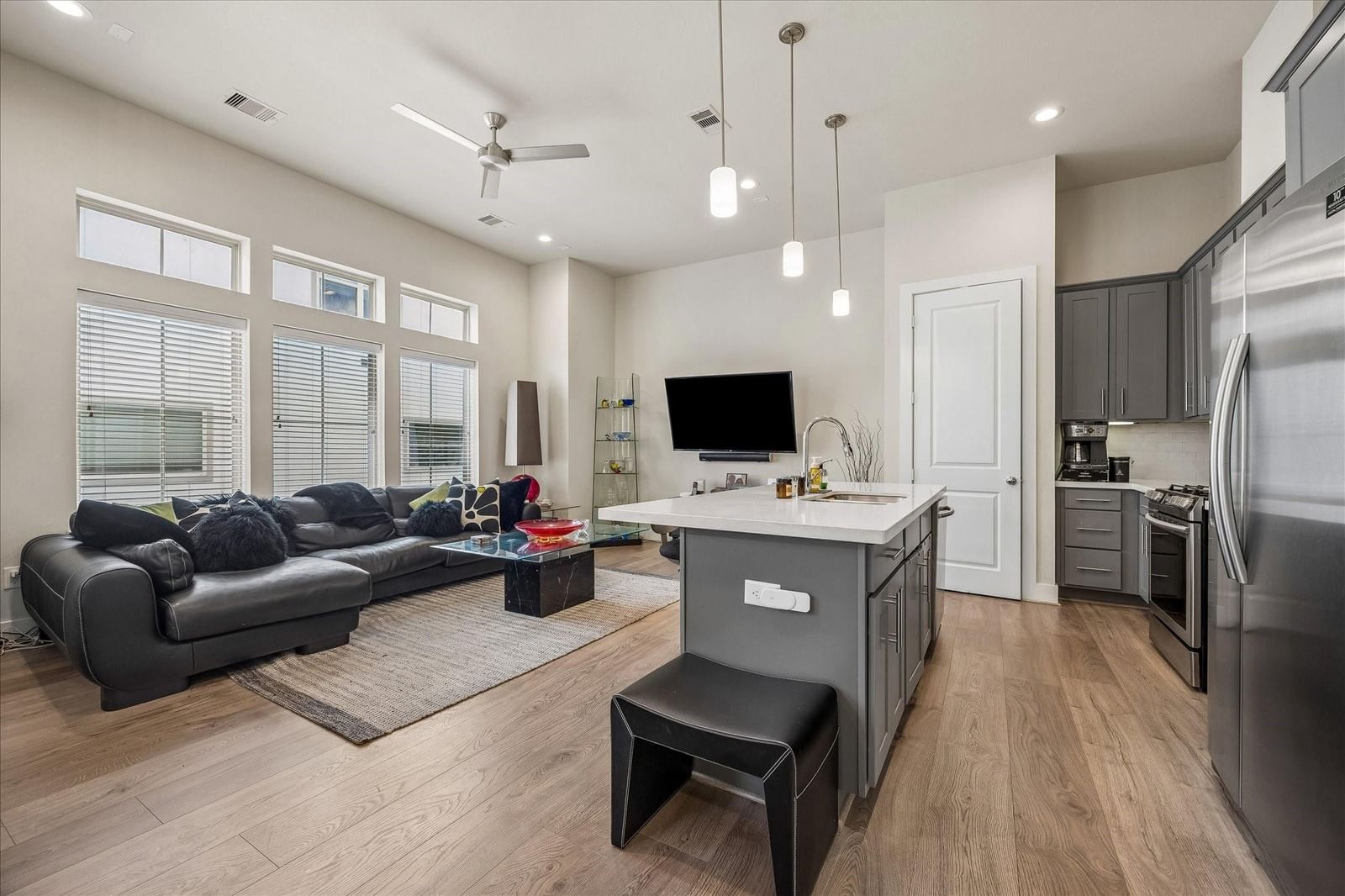 5209 Allen Street #B — photo 9