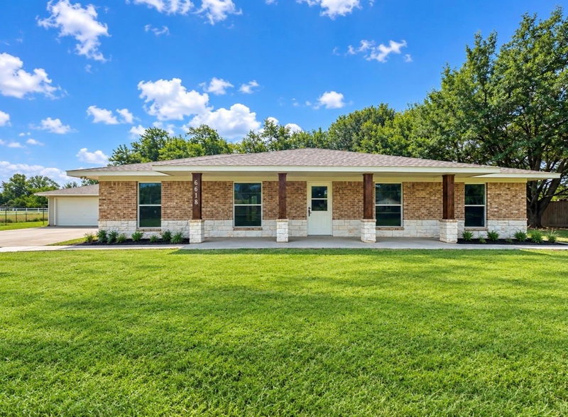 Home for sale: 6618 Heron Lane
