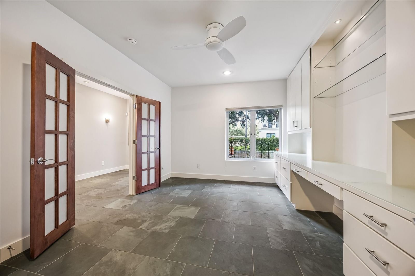 1610 Calumet Street — photo 6