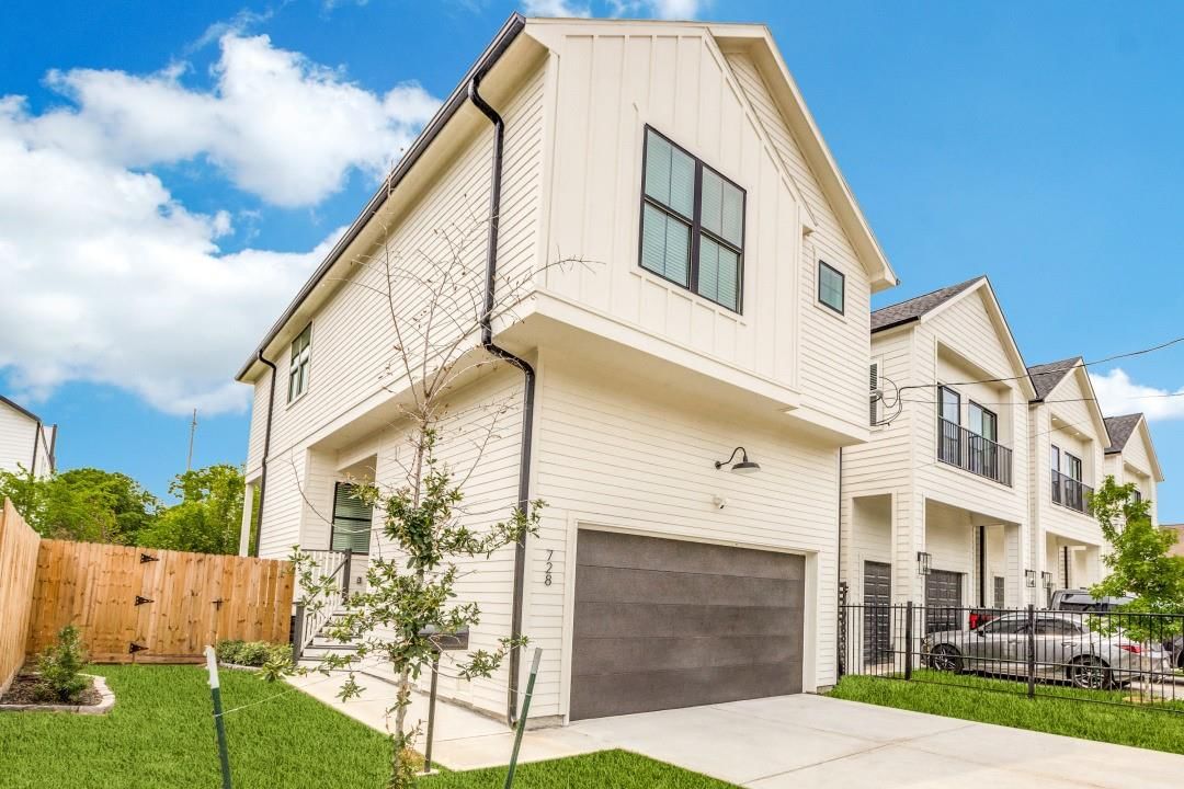 A home in Independence Heights Park