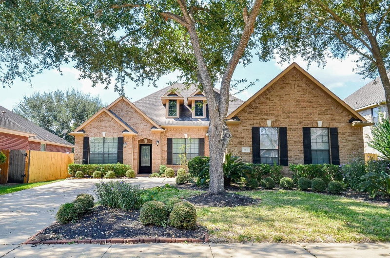 Home for sale: 614 Coggins Point Way