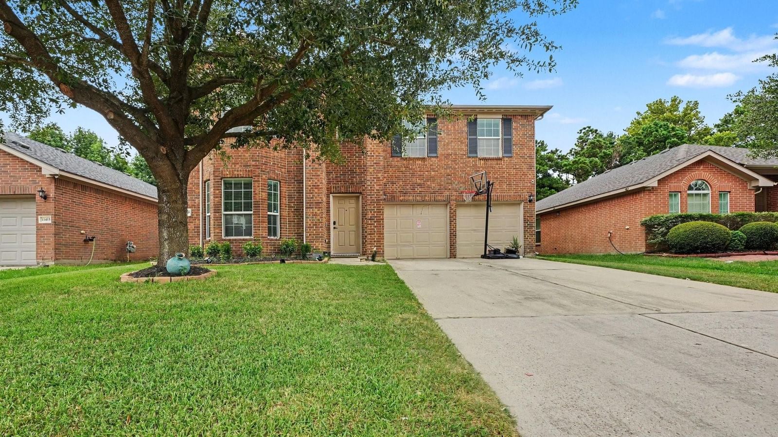 11419 Lovington Drive — photo 1