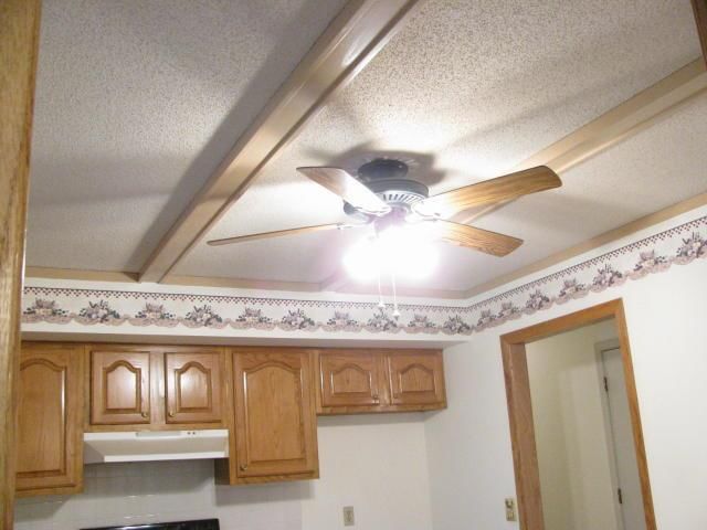 2408 Shamrock Lane — photo 8