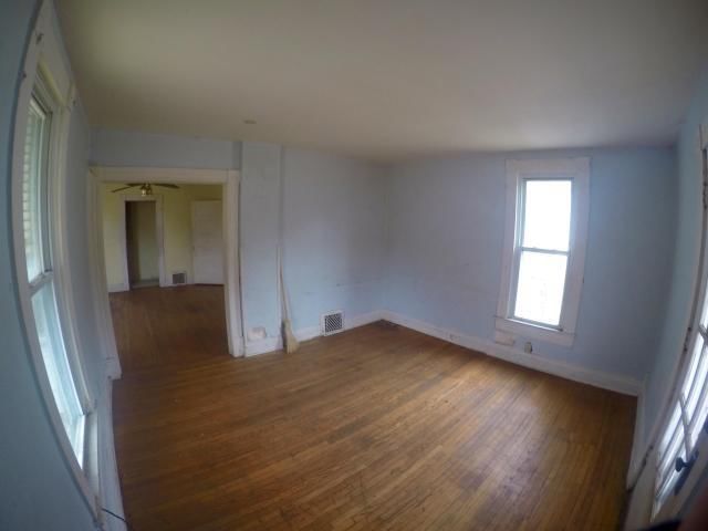 117 Massachusetts Street — photo 17