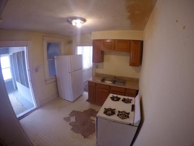 117 Massachusetts Street — photo 30