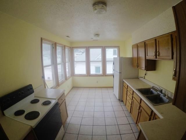 117 Massachusetts Street — photo 39
