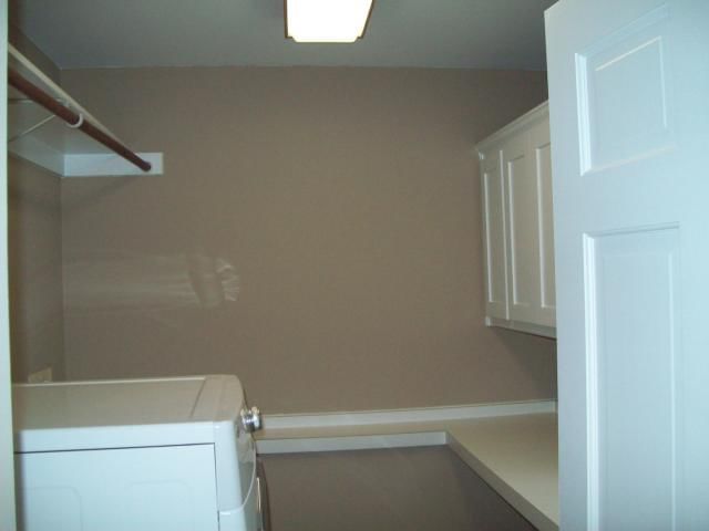 8 Elmwood Road — photo 25