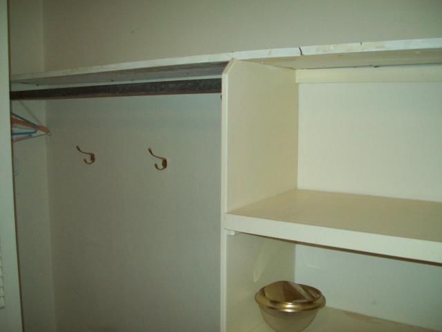 8 Elmwood Road — photo 34