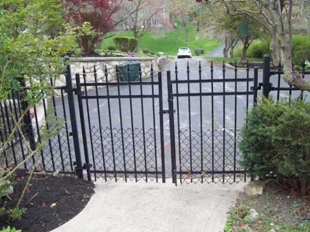 8 Elmwood Road — photo 46