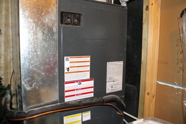 206 S Catalpa Street — photo 31