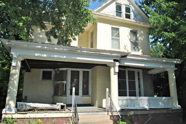 320 N 3rd Street — photo 2