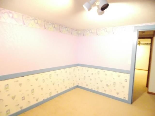 2401 Willow Lane — photo 24