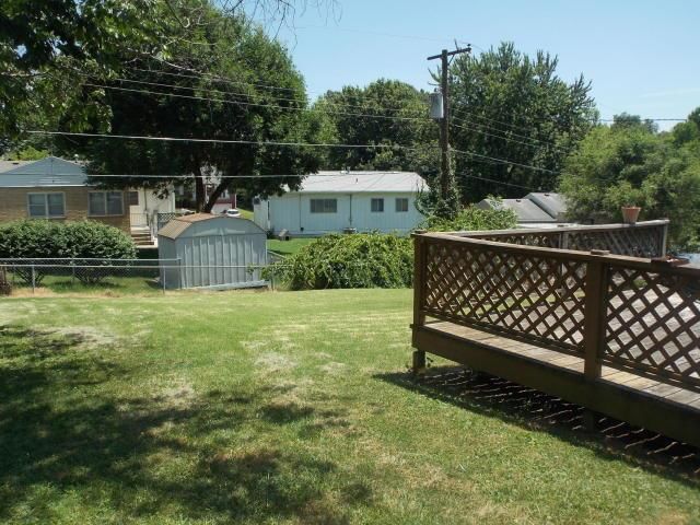 2401 Willow Lane — photo 26
