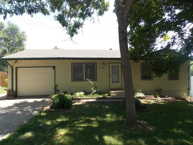 2401 Willow Lane — photo 30
