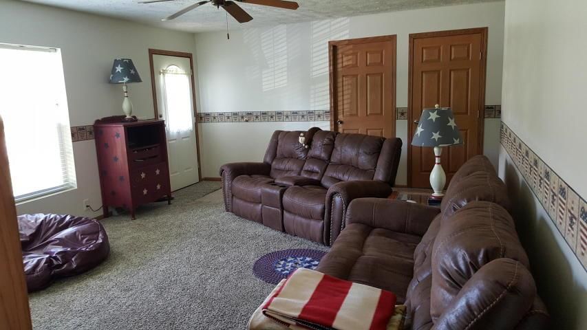 1709 Vernon St — photo 17