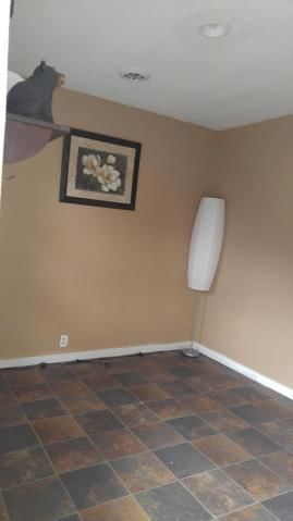 621 Hamburg Avenue — photo 2