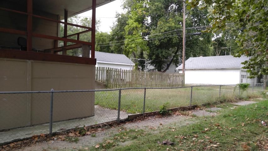 621 Hamburg Avenue — photo 20