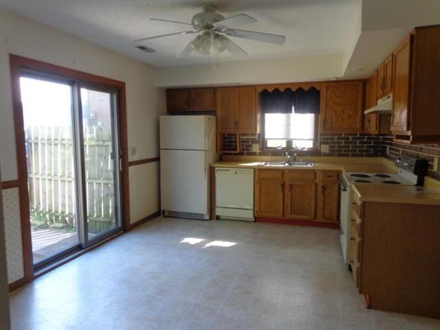 1509 Buckingham Street — photo 6