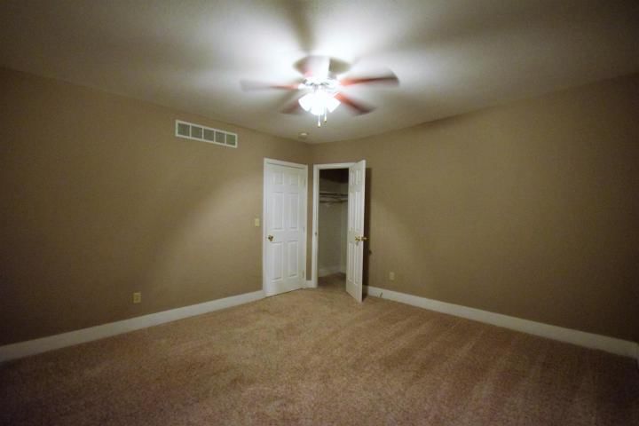 2405 Patee Street — photo 20
