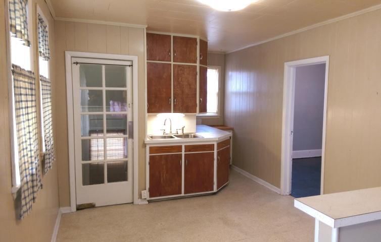 6036 Gordon Avenue — photo 14