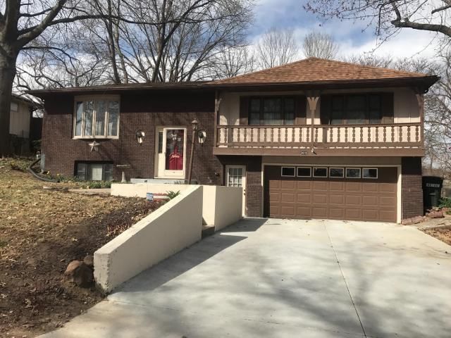 2419 Dewey Street — photo 31