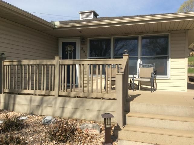 807 Swails Drive — photo 6