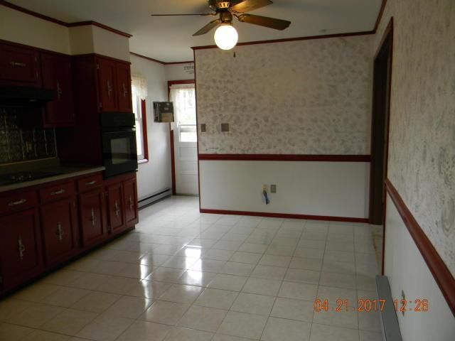 307 W Elk Street — photo 8