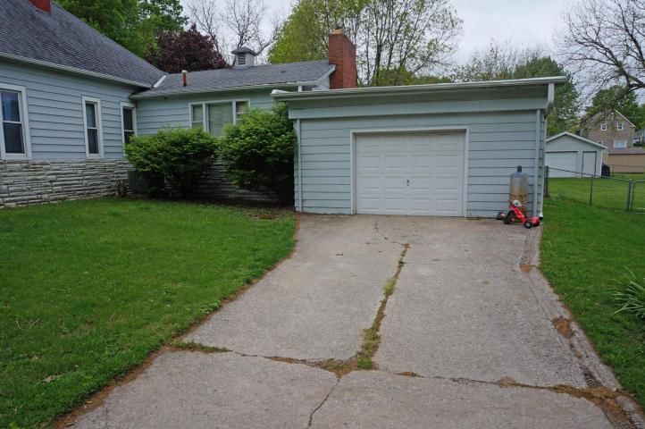 410 N 2nd Street — photo 18