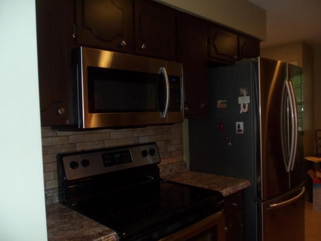 14 S Carriage Drive — photo 8