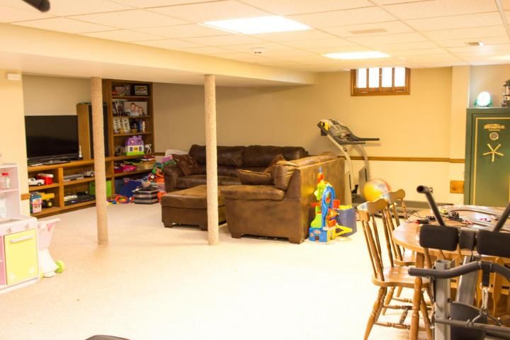 505 Edgewood Court — photo 35