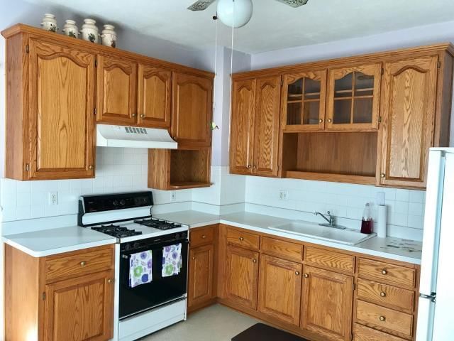 4605 S 22nd Street — photo 10