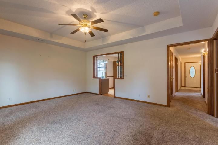 1106a E Chestnut Court — photo 5