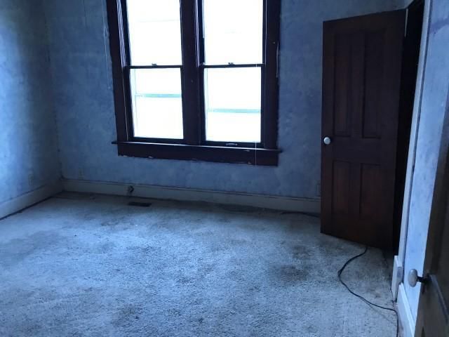 2715 S 18th Street — photo 4