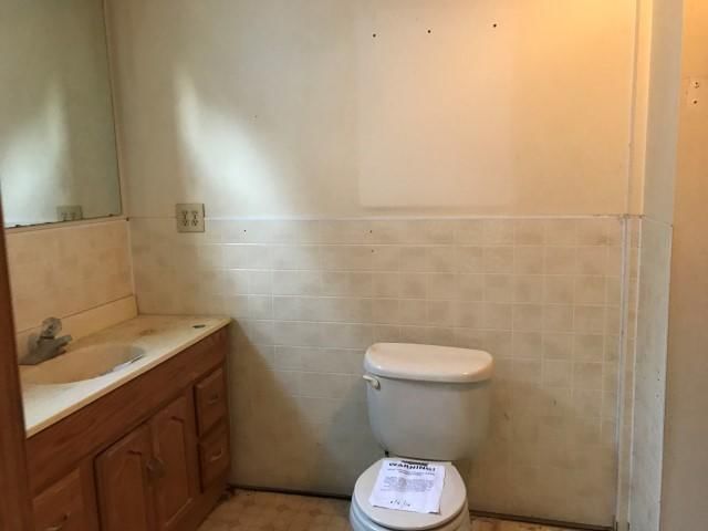 2715 S 18th Street — photo 7