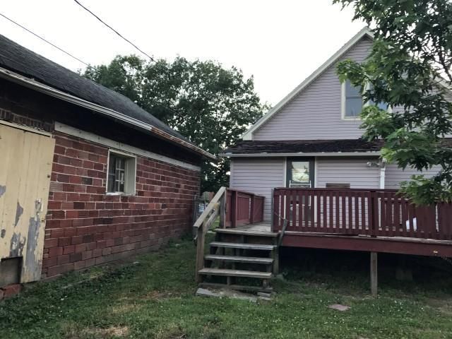 2715 S 18th Street — photo 9